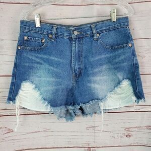 VOXX New York Distressed Wash Denim Jean Shorts Large